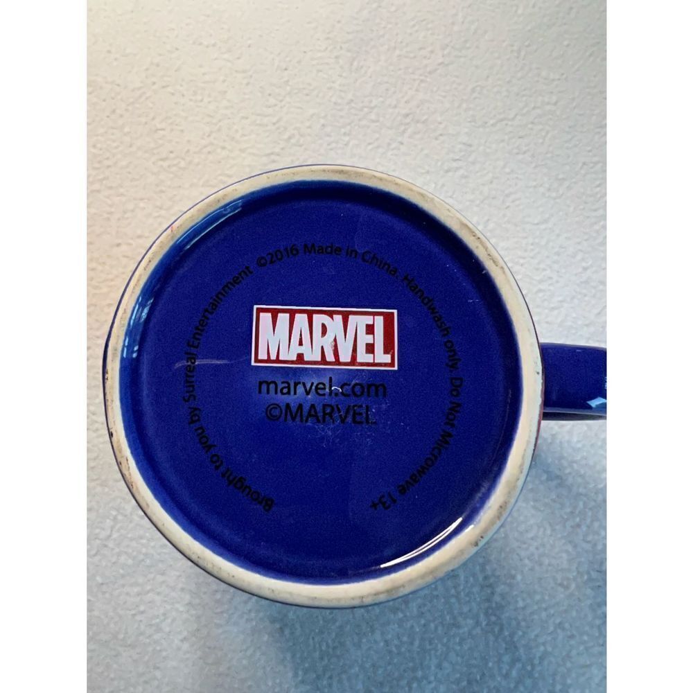 Captain Marvel Mug  - Picture 5 of 6